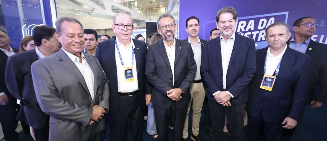 Governador Elmano de Freitas defende indústria como prioridade na política de incentivo fiscal do Estado