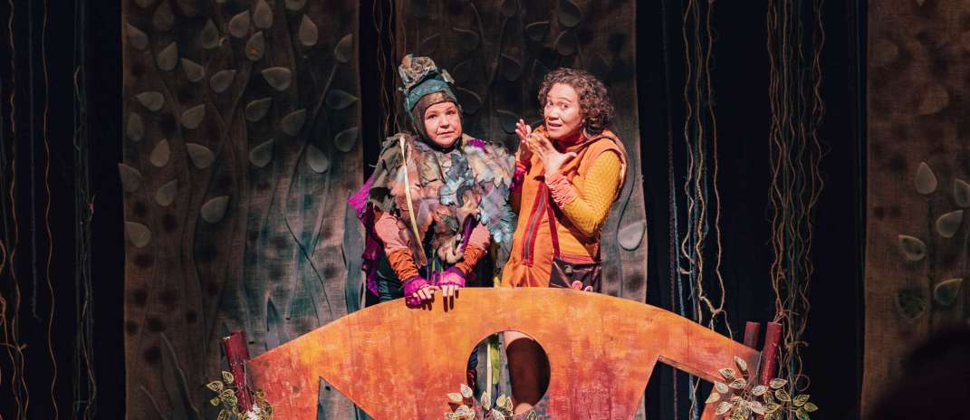 Palco de vozes e presenças femininas: Teatro Carlos Câmara celebra o Mês do Teatro e do Circo com programação gratuita