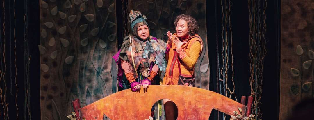 Palco de vozes e presenças femininas: Teatro Carlos Câmara celebra o Mês do Teatro e do Circo com programação gratuita
