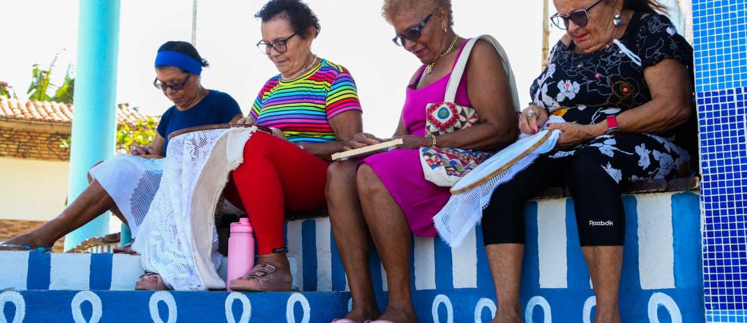 Renda de Saberes: Parceria entre UFC e CeArt fortalece a renda de bilro como patrimônio vivo no Ceará