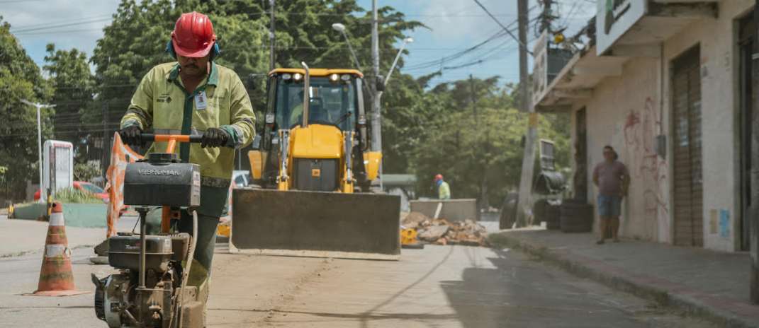Cagece amplia acesso à água e regulariza ligações em comunidades de Fortaleza