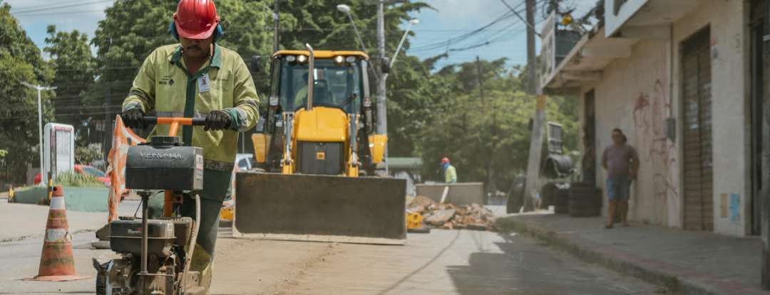 Cagece amplia acesso à água e regulariza ligações em comunidades de Fortaleza