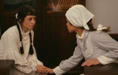 Teatro Carlos Câmara recebe Residência ÁHQIS – (UDESC) com programação formativa em atuação e espetáculos gratuitos em Fortaleza