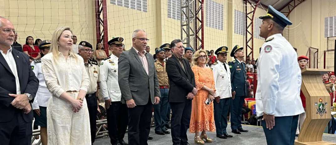 28 anos do CMCB: Solenidade de aniversário do colégio do CBMCE