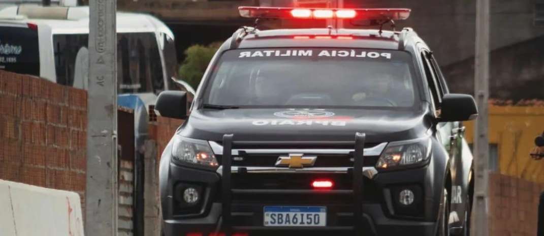 Resposta rápida da Polícia Militar resulta na prisão de suspeito por roubo em Fortaleza