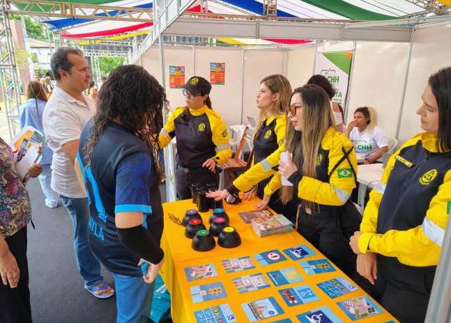Detran-CE oferece serviços e ações educativas em evento do Governo Federal em Fortaleza