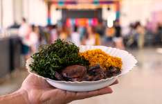 Feijoada de São Jorge e exposição de carros clássicos ocupam Estação das Artes no fim de semana