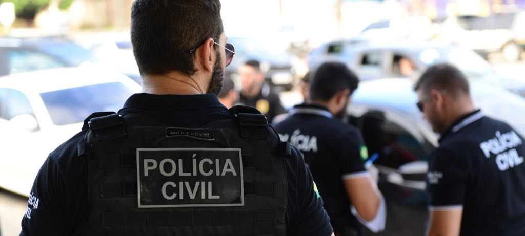 Polícia Civil deflagra operação e captura 11 foragidos da Justiça cearense
