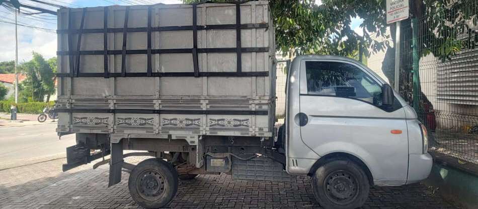 Polícia Civil recupera mais de quatro toneladas de alimentos furtados e prende dupla em Fortaleza