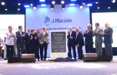 Complexo industrial é inaugurado em Horizonte e deve gerar 200 empregos diretos