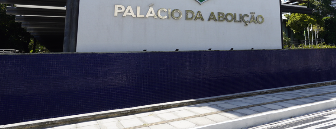 Governo do Ceará oficializa novos secretários titulares