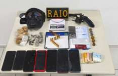 Trio é preso pela PMCE com drogas, arma, munições e aves silvestres em Coreaú