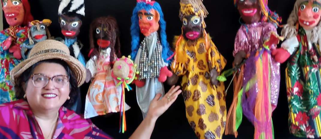 Teatro Carlos Câmara apresenta programação diversa com exposições, performances e espetáculos gratuitos