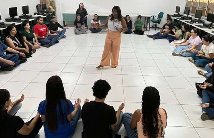 Cecitec/Uece ofecere palestra no Abril Indígena do Povo Tabajara do Sertão dos Inhamuns