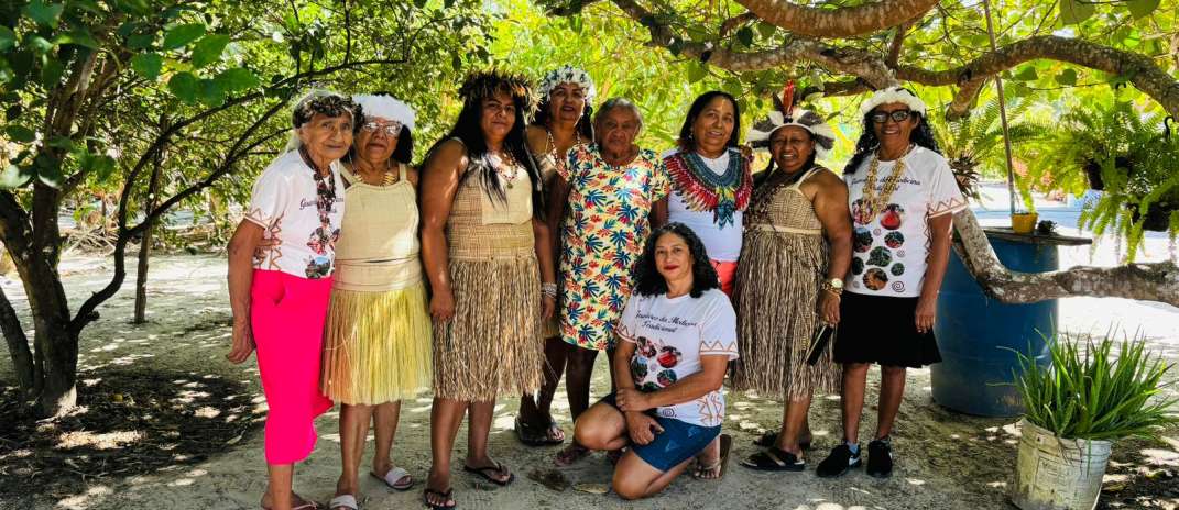 Em alusão ao mês dos povos indígenas, Complexo Mais Infância recebe povo Tapeba para conversa com as crianças