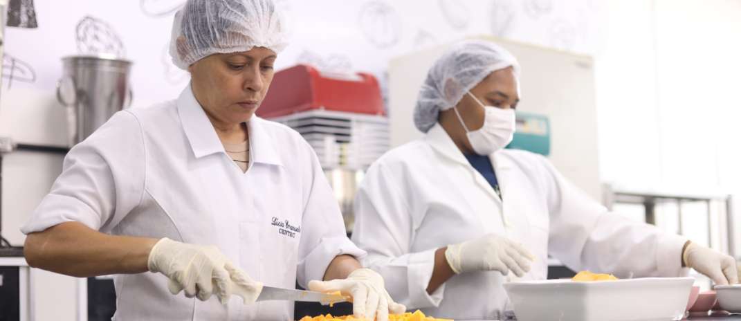 Centec e Secitece abrem 615 vagas para cursos técnicos e superiores gratuitos