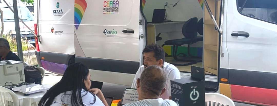 Secretaria da Diversidade realiza ações de letramento e atendimento com Unidade Móvel em Sobral
