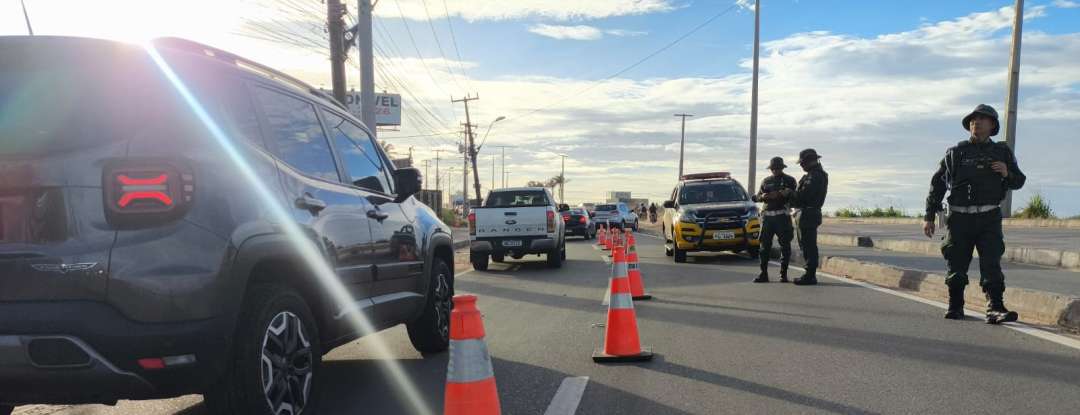 Tráfego da CE-025 é retomado parcialmente para feriadão