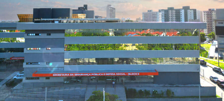 Três suspeitos de furtar energia elétrica são presos durante ação integrada das Forças de Segurança e Enel Ceará em Quixadá