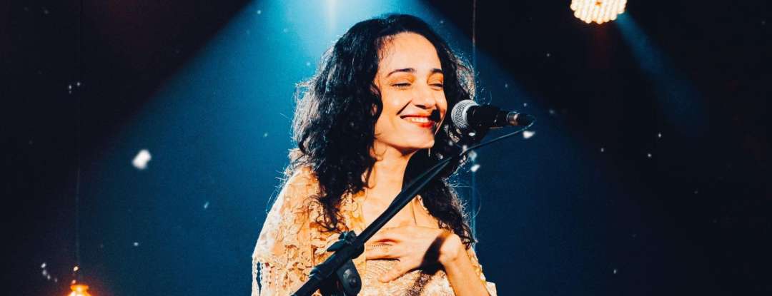 Clara Galvão apresenta “Ademilde Fonseca: A Rainha do Chorinho” no Cineteatro São Luiz