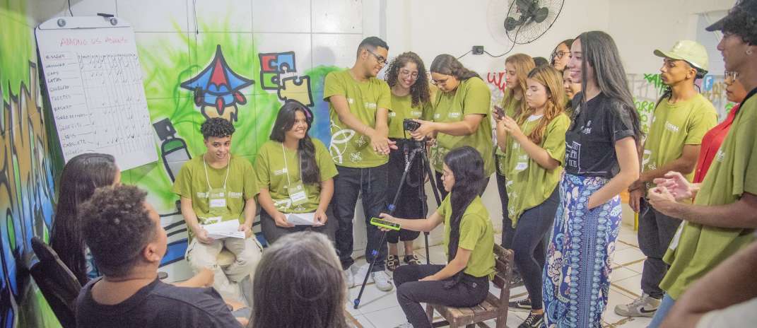 Escola de Artes e Ofícios Thomaz Pompeu Sobrinho lança plataforma de inventários culturais participativos e homenageia guardiões da memória em evento no MIS-CE