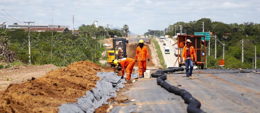 No Ceará, duplicação de trecho da BR-116 segue em ritmo acelerado para fortalecer o desenvolvimento