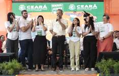 “O maior orgulho do Ceará são os jovens da escola pública”, diz Elmano ao anunciar recorde de 27.690 aprovados no ensino superior