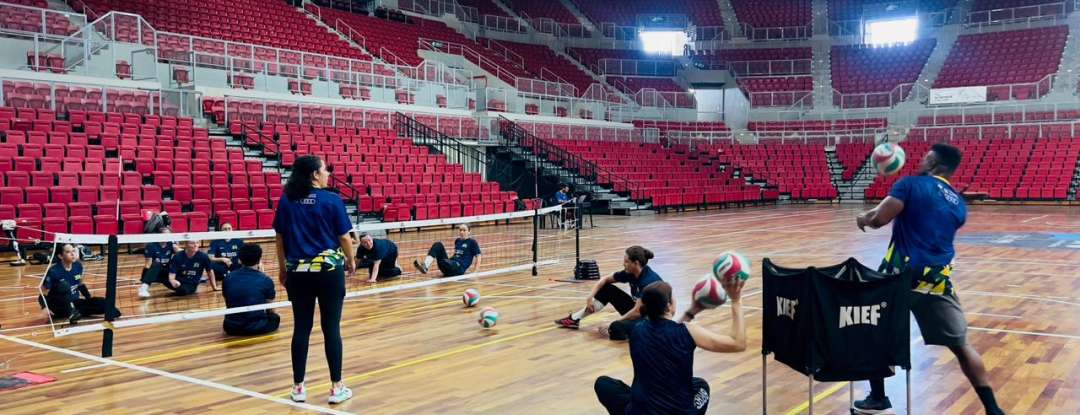 CFO recebe treinamento das seleções brasileiras de base de vôlei sentado