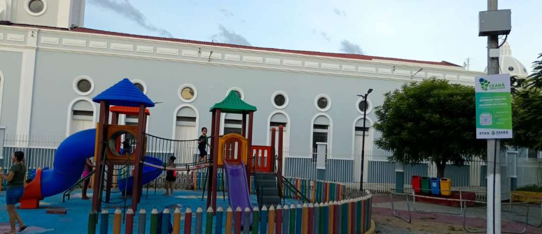 Etice inaugura ponto de Wi-Fi gratuito em Reriutaba