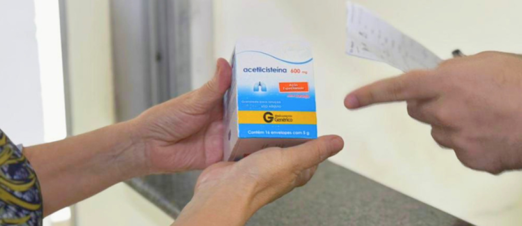 Uso racional de remédios: farmacêutica do HGF conscientiza sobre os perigos da automedicação