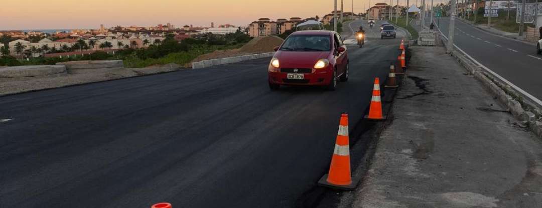 Com recuperação concluída, trânsito da CE-025 é normalizado no Porto das Dunas