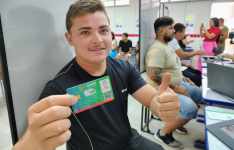 Detran-CE realiza atendimento do programa CNH Popular em quatro municípios neste fim de semana