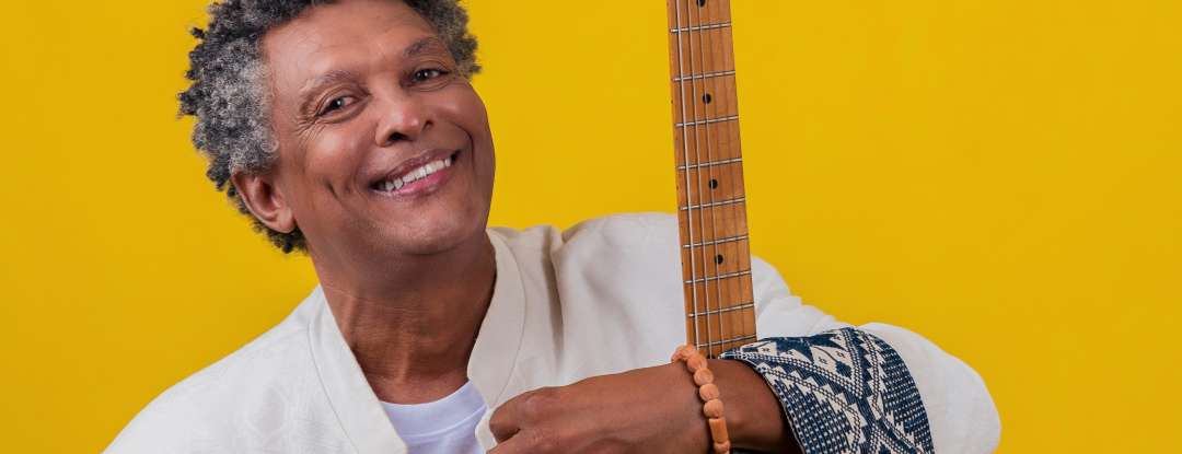 Centro Cultural do Cariri recebe espetáculo M’Afrika, do artista cabo-verdiado Mário Lúcio