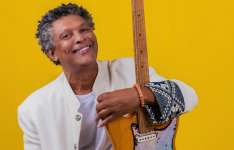 Centro Cultural do Cariri recebe espetáculo M’Afrika, do artista cabo-verdiado Mário Lúcio