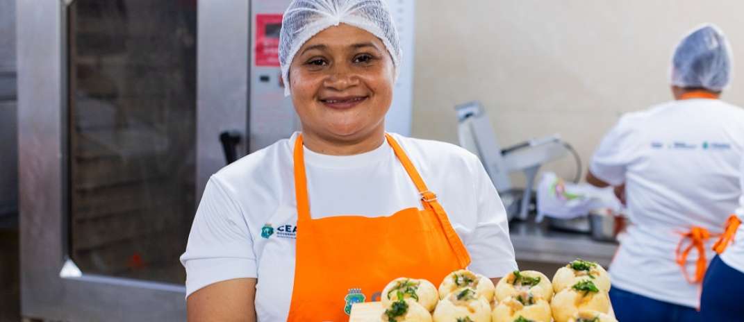 Escola de Gastronomia Social Ivens Dias Branco recebe inscrições para cursos profissionalizantes de Cozinha, Confeitaria e Panificação