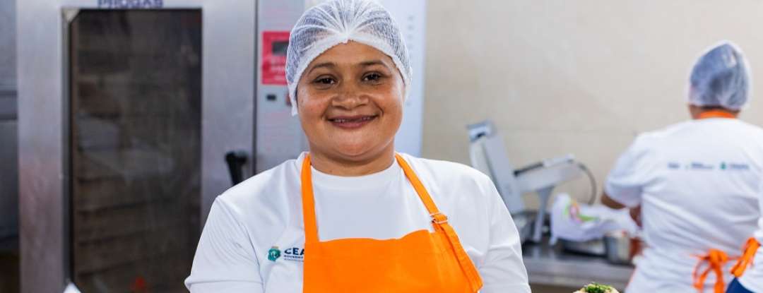 Escola de Gastronomia Social Ivens Dias Branco recebe inscrições para cursos profissionalizantes de Cozinha, Confeitaria e Panificação