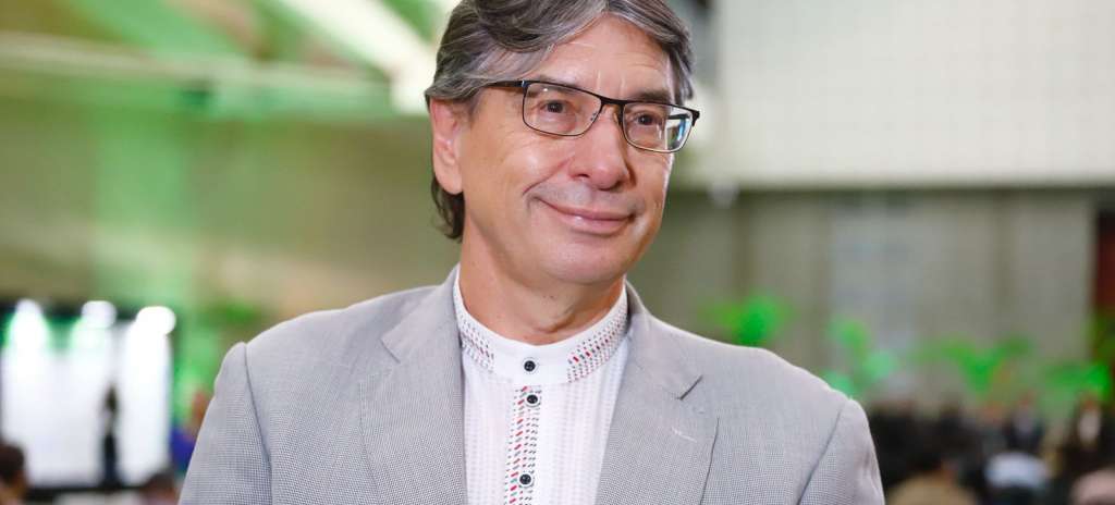Produção científica e soberania de dados é tema de palestra do presidente do IBGE na Uece