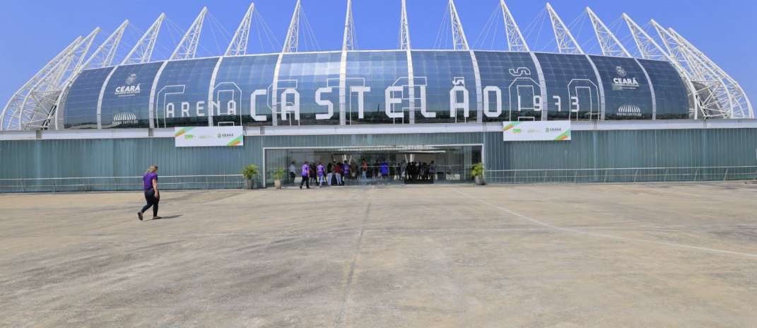 Aberta venda de ingressos para partida entre as seleções femininas de Brasil e Estados Unidos, na Arena Castelão
