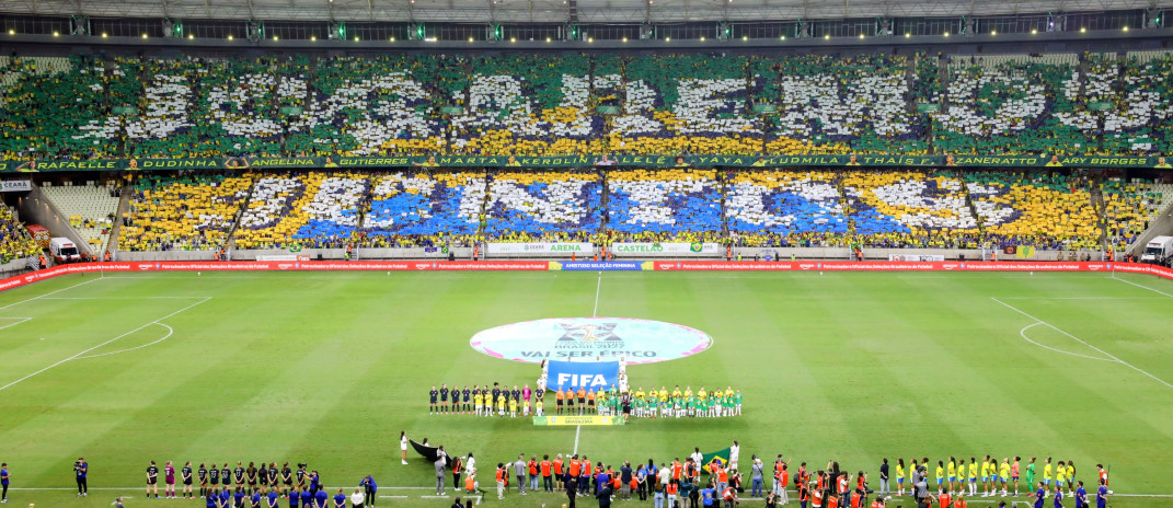 Com 55 mil torcedores, Brasil x EUA na Arena Castelão é maior público da história do futebol feminino no Nordeste