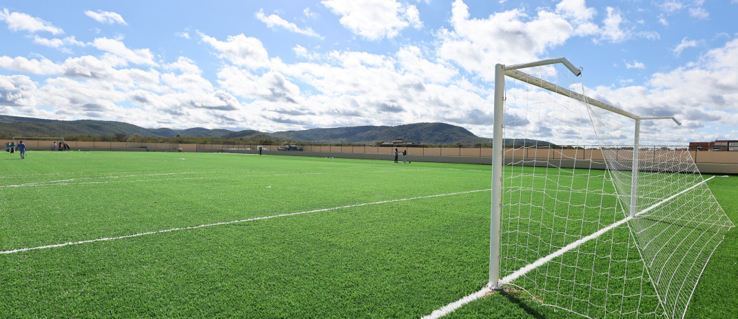 Governo do Ceará e Prefeitura inauguram primeiro estádio de Saboeiro