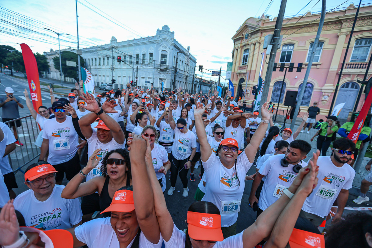 Corrida da Sefaz celebra 190 anos da Secretaria e arrecada 3 toneladas de alimentos para o Ceará Sem Fome