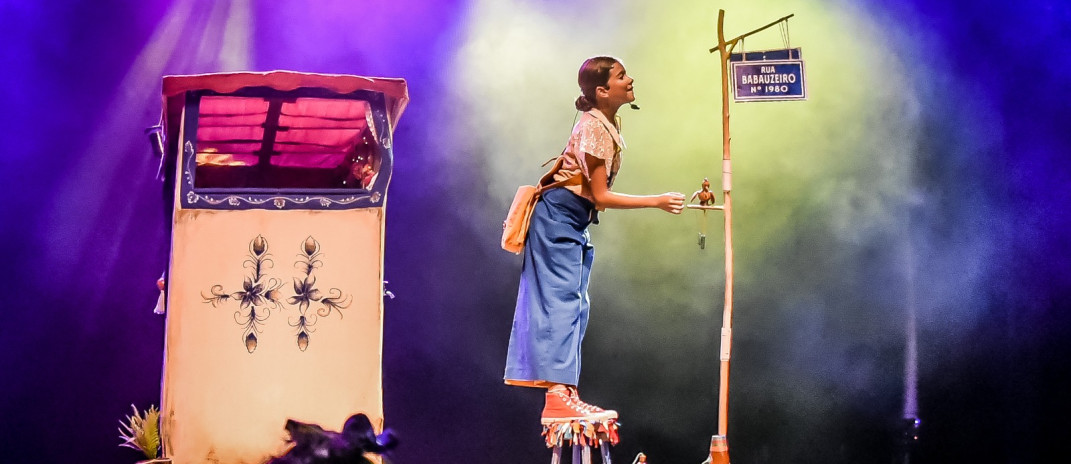 Fim de semana na Pinacoteca do Ceará traz espetáculo infantil com Ana Gomides, da “Carroça de Mamulengos”