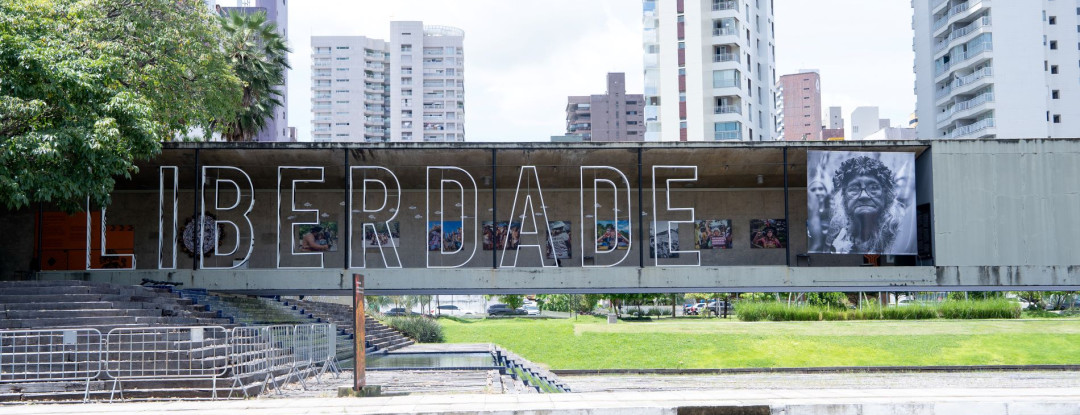 MIS CE celebra 1 ano da Galeria da Liberdade e lança nova edição de edital para projetos sobre direitos humanos, memória e justiça