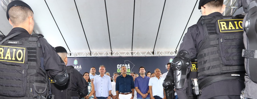 Governo do Ceará entrega 83ª base do CPRaio, central de videomonitoramento e nova areninha em Milagres