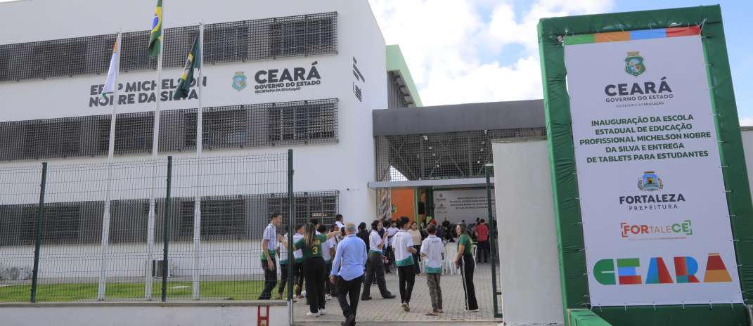 Com investimento de R$ 14,4 milhões, Governo do Ceará inaugura EEEP no bairro Siqueira