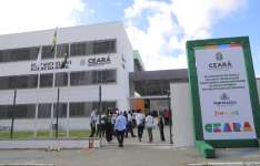 Com investimento de R$ 14,4 milhões, Governo do Ceará inaugura EEEP no bairro Siqueira
