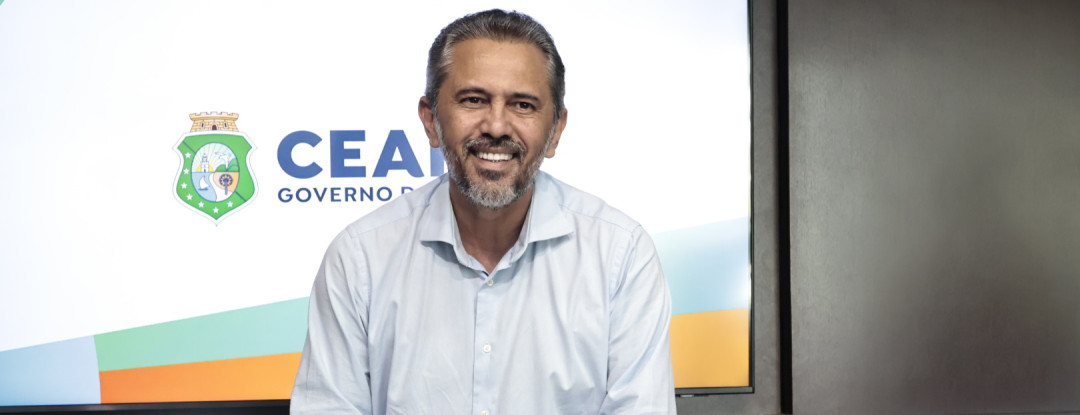 Governador Elmano de Freitas anuncia convocação de 163 professores para as universidades estaduais