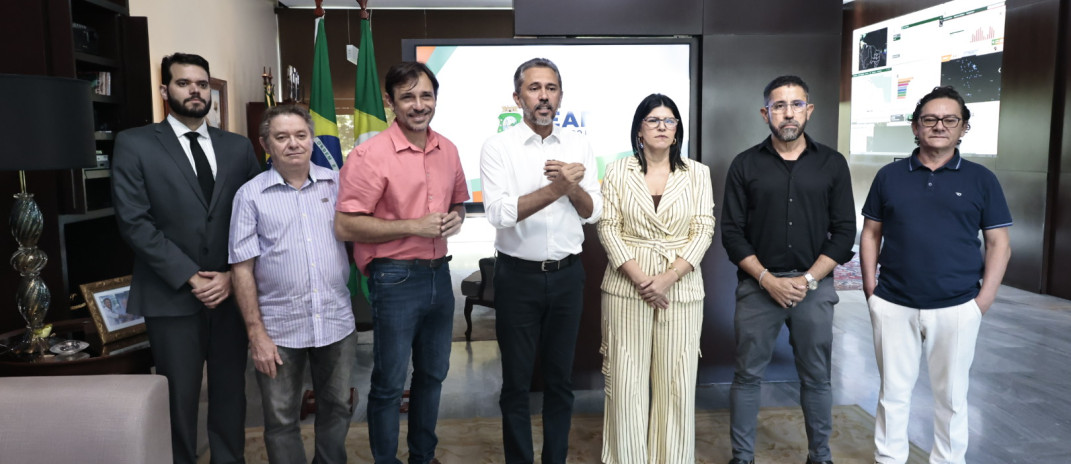 Governo do Ceará anuncia promoção sem titulação para mais de 7.300 professores da rede estadual