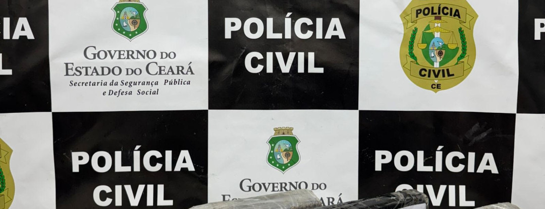Em Juazeiro do Norte, PCCE prende mulher em posse de drogas e arma de fogo dentro de ônibus intermunicipal