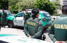 Polícia Militar captura homem com mandado de prisão por roubo e furto em Fortaleza